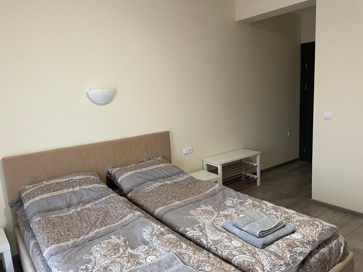Zaraaparthotel Sofia Esterno foto